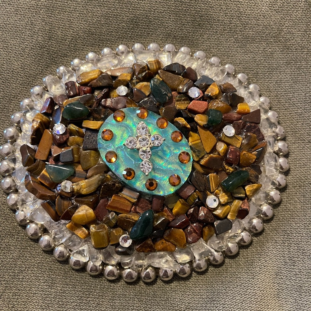 Large belt buckle